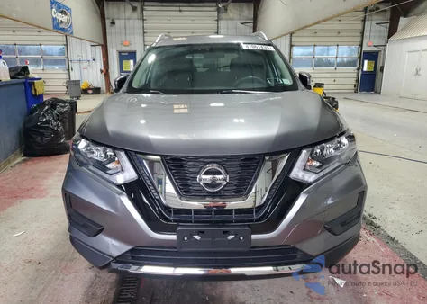 2017 Nissan Rogue S z USA, uszkodzony, nr VIN KNMAT2MV8HP505316